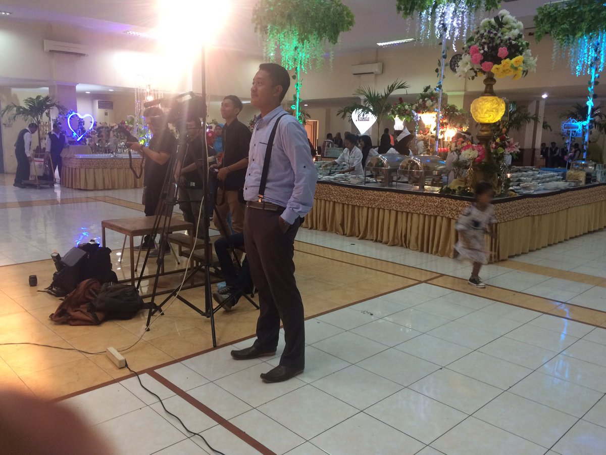 cemmyraharjo's tweet photo. #dalangnyaevent https://t.co/GEFzrRiwwI