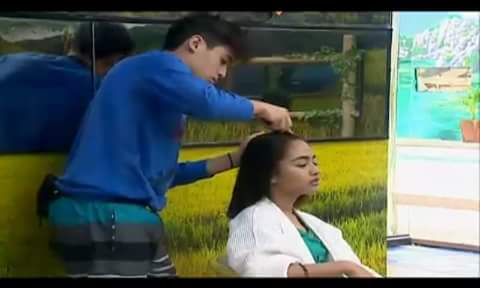 marvoreeoffcial's tweet photo. ..bkit pag mgksama kyo sobra akong kinilig sa inyo...kya mga bashers galit din ksi kinikilig din sila charrrr...
#relationshpgoals
#marvoree https://t.co/4trbJdqUjx
