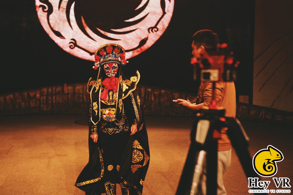 Hey_VR1's tweet photo. Filming Sichuan opera &amp; Sichuan scorching.#Chinatraditionalculture #vr #HEYVR https://t.co/NRj5ZnLEop