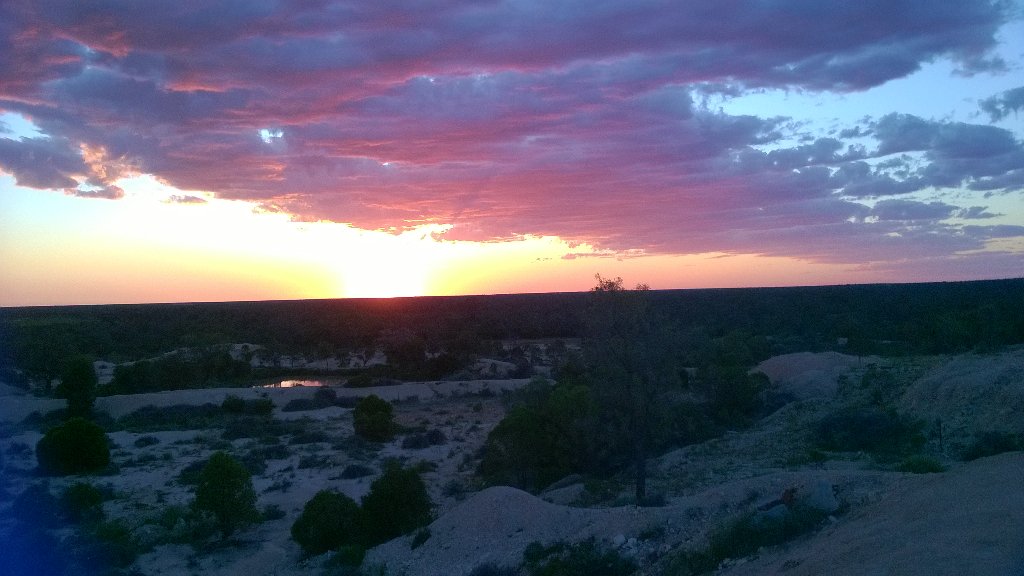 aj_aspire's tweet image. Superb sunset at The Ridge with @ASPIREUNSW . Love this community. #outreachmatters