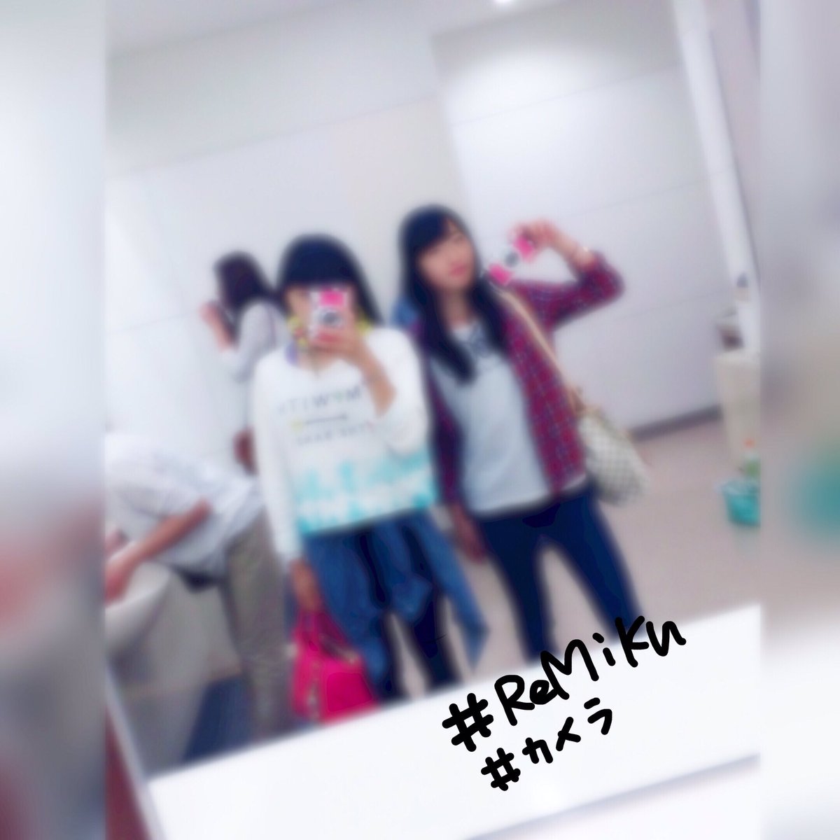ReMiku__DDD's tweet photo. HiGH&amp;LOW見てきたよー🙈

#ReMiku
#HiGH_LOW https://t.co/phfjqIZn1O