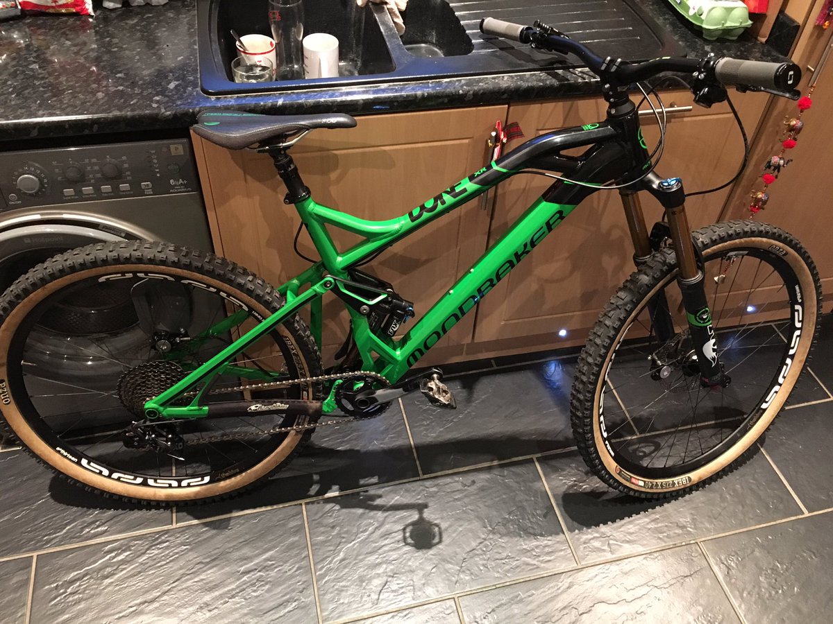 peterhickman60's tweet image. **STOLEN**PLEASE SHARE**
Mondraker Dune stolen off the back of my motorhome this morning between 6:30-7:30 😡😡 stolen from Waddington, Lincs