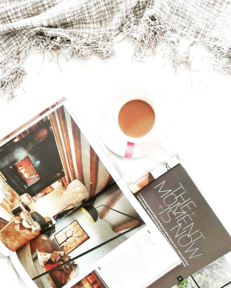 moderngestureSA's tweet photo. Early Morning trending through some mags. #inspiration overload, whats next for Modern Gesture. @modern_gesture https://t.co/9AJAOmDg8e