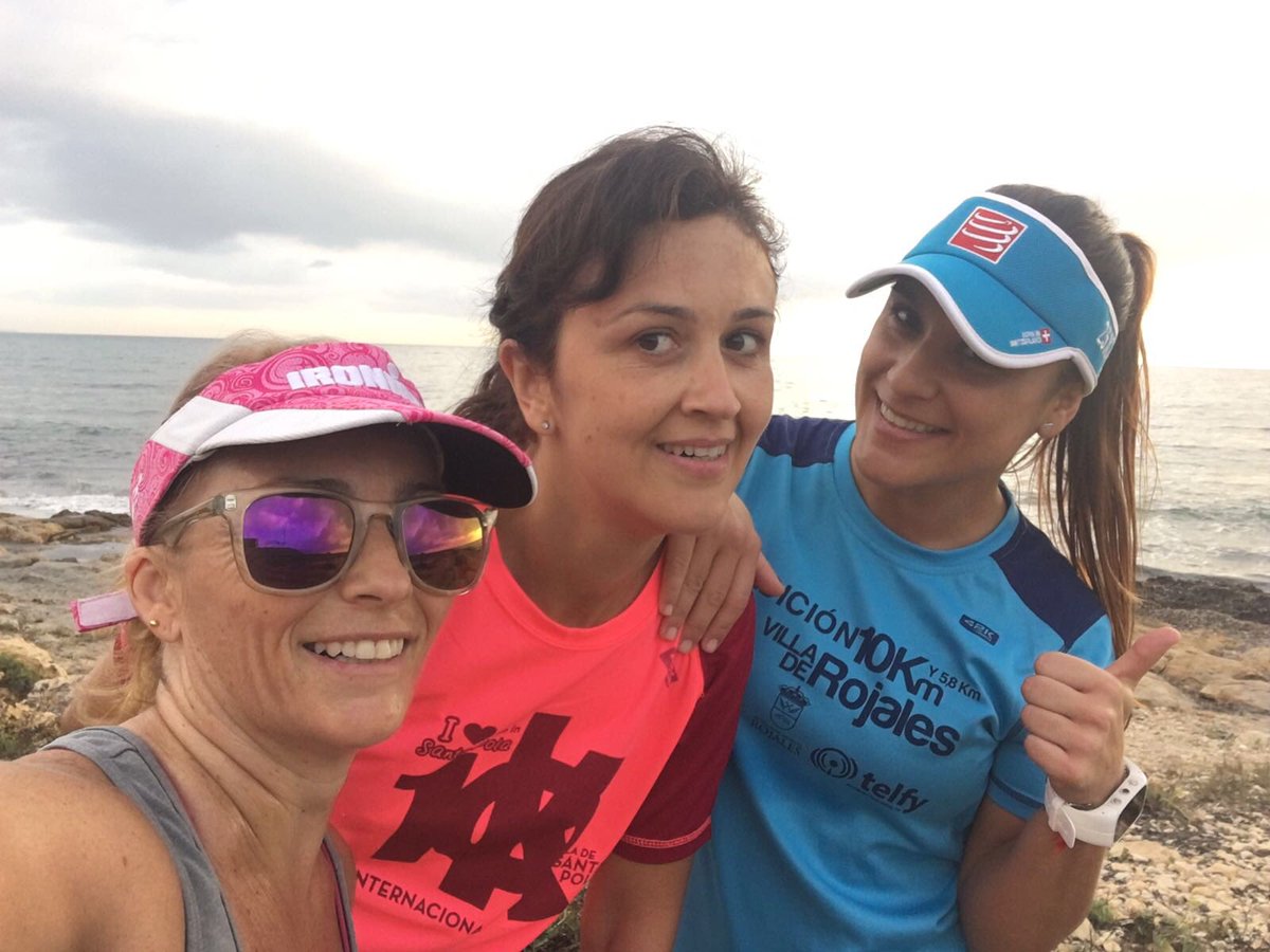 mahuryhury's tweet photo. Tirada larga con las Supernenas 🙋🏻🙋🏼🙋🏽 #running #trilegends #nomegustaOctubre https://t.co/wK6As1OkRY