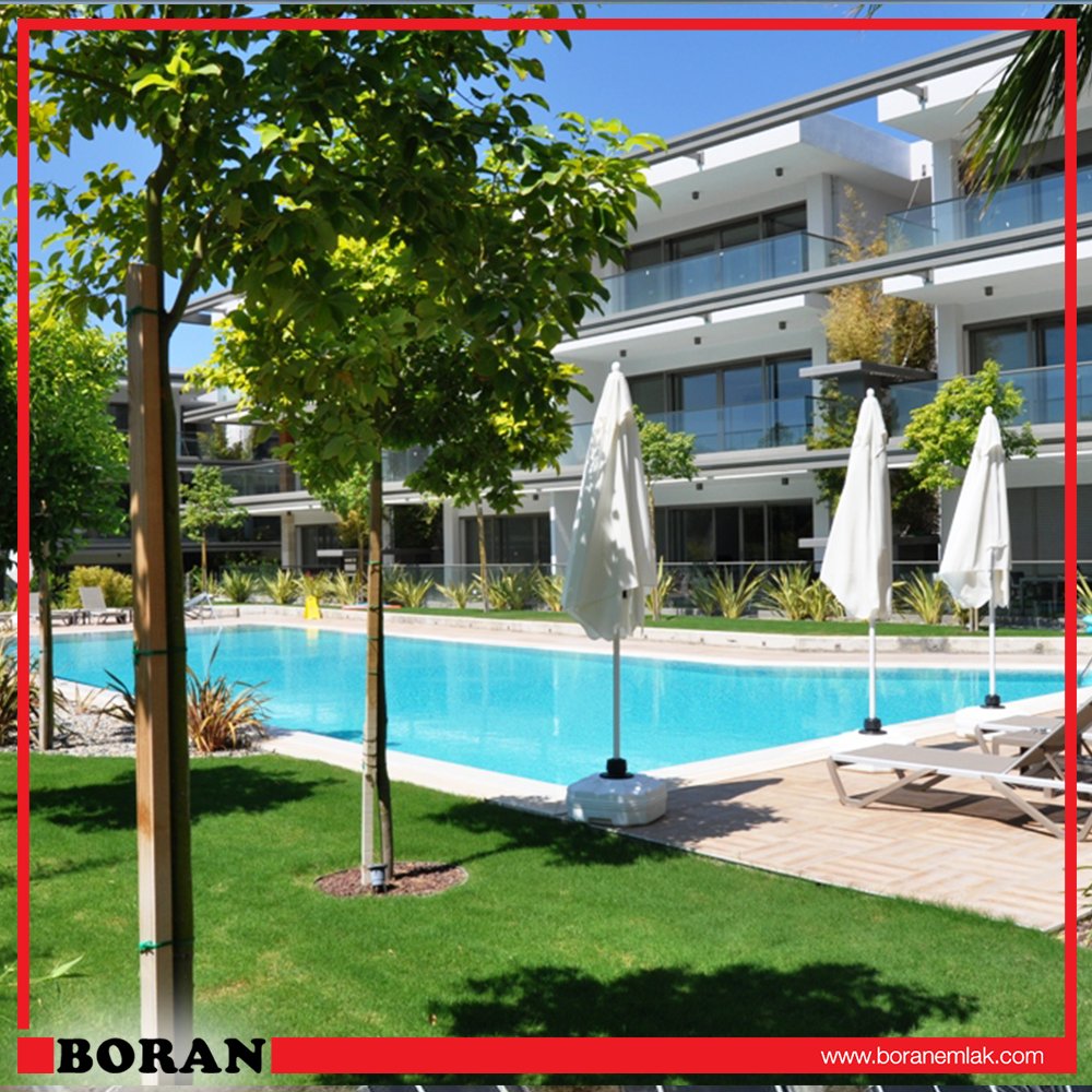 Çeşme’de dört mevsimi yaşamak isteyenlere özel. Bilgi için Alaçatı temsilcimizle iletişime geçin! 0232 755 16 66 bit.ly/2eiTzaK