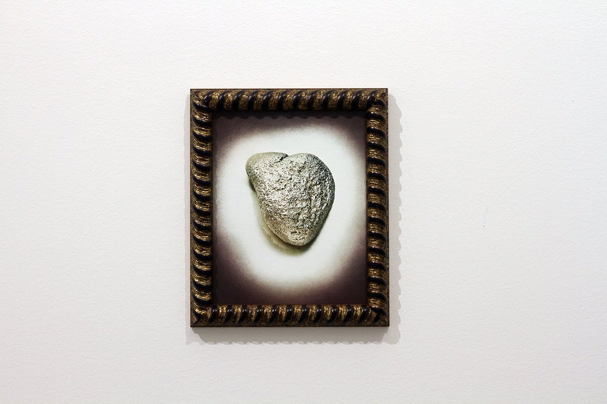ContemporARToP's tweet photo. #ArtOnMonday ☆ Quando è #lunedì è tempo di Ri-creazioni. ;)
☞ Mario Cresci a @Camera_Torino ☞ https://t.co/tIzXPEMmvw https://t.co/gN2k4P0pme