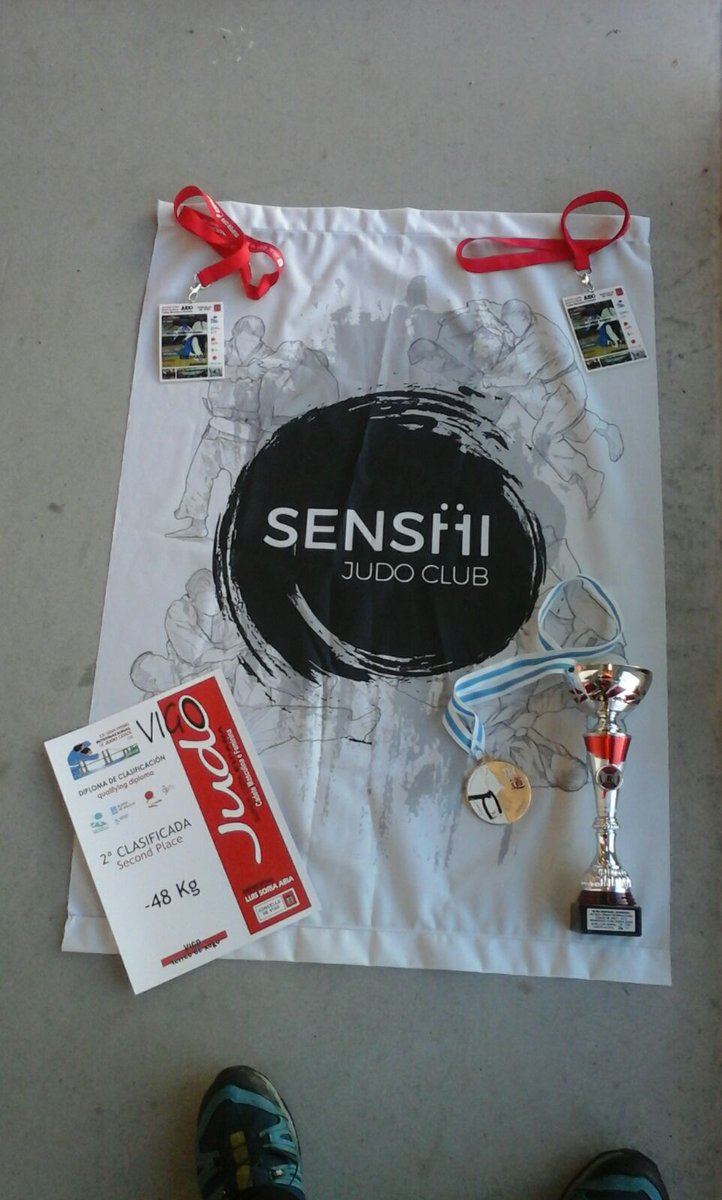 NUESTRA PRIMERA MEDALLA!!!
#judo #trabajo #MorethanSport #raquelarias #nuncacaminarasol@ #copavigo #SENSHI