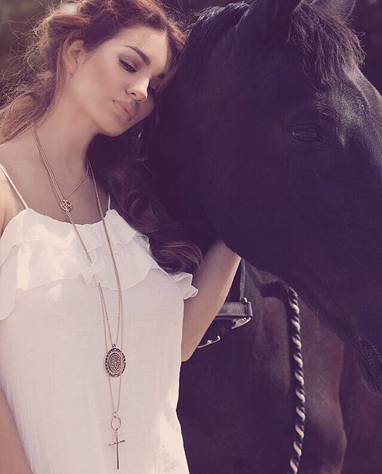 New @LouiseMcLeod_xx jewellery campaign ✨🐴 https://t.co/3ShpUik09W<a class="tags" target="_blank" title="On Twitter" href="/?out=eyJ0eXAiOiJKV1QiLCJhbGciOiJIUzUxMiJ9.eyJpYXQiOjE3MjA1MTQ4MzYsImlzcyI6InR3cG9ybnN0YXJzLmNvbSIsIm5iZiI6MTcyMDUxNDgzNiwiZXhwIjoxNzUyMDUwODM2LCJyZWRpcmVjdF91cmwiOiJodHRwczovL3R3aXR0ZXIuY29tL0xvdWlzZU1jTGVvZF94eCJ9.WUnZAs_7QT95HeXzFxz3DBrTwRHzndar3aOnLdvjysxrsSCfaULSyMLCN9LSm8LC1b-Q2rI0hLfqsvCI9mVjuA">@LouiseMcLeod_xx</a>
