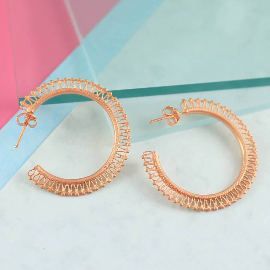 embersjewellery's tweet photo. Obsessed with our #rosegold #hoops!! 😍🙌🏻 | Shop online - https://t.co/XpZkbD4MiI | #jewellery #earrings #style #fashion #jewelry #love #shop https://t.co/0io9X48xah