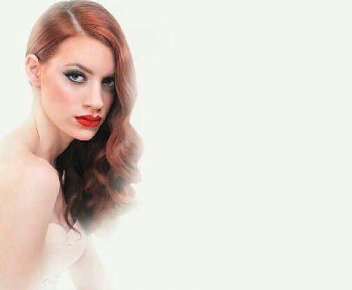 Tijara_models's tweet photo. Ivana #redlipstick #vamplady #modeloftheday #redhairedbeauty #facetodiefor #whiteness #purebeauty https://t.co/WSYi3bNY6u