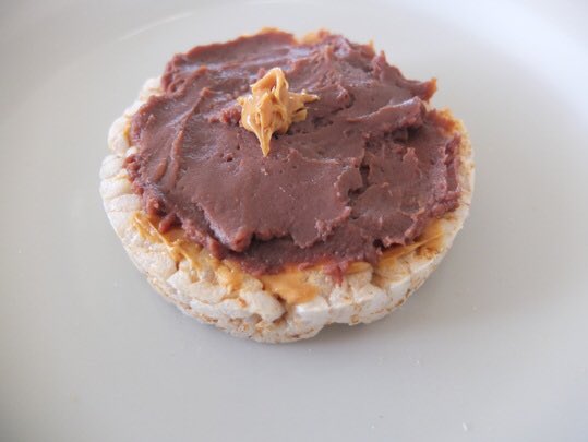 danieljbrough's tweet photo. What a great tasting snack or even as your dessert? Try my PB protein rice cake https://t.co/gXrH7Gi3s5 #ricecakecreation #StepsToGrowth https://t.co/NUeQHf3alW