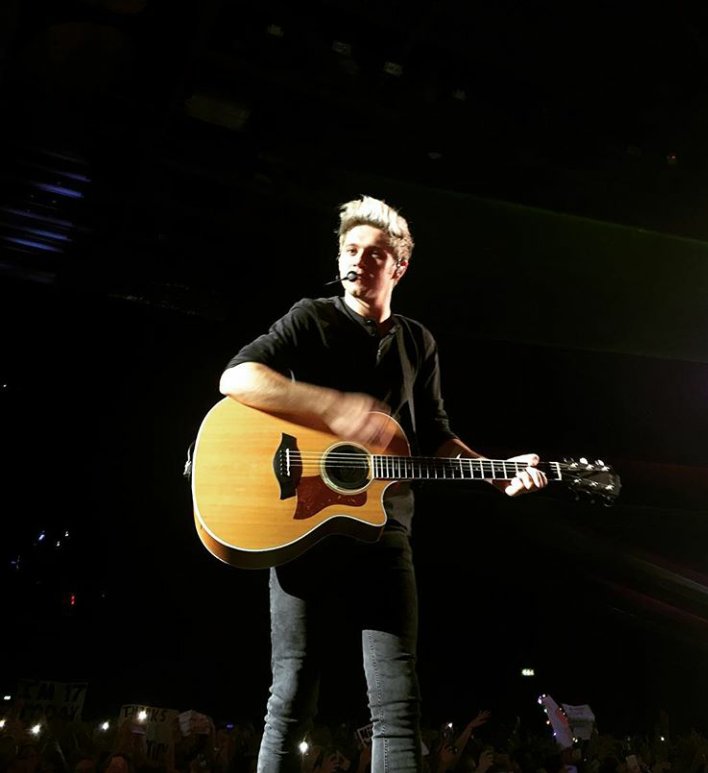 WorldNotes1D's tweet photo. DIRECTS VOTEM ARIAS

CADA RETWEET CUENTA COMO VOTO! 

#ARIASONEDIRECTION https://t.co/XMTDeWsCmL