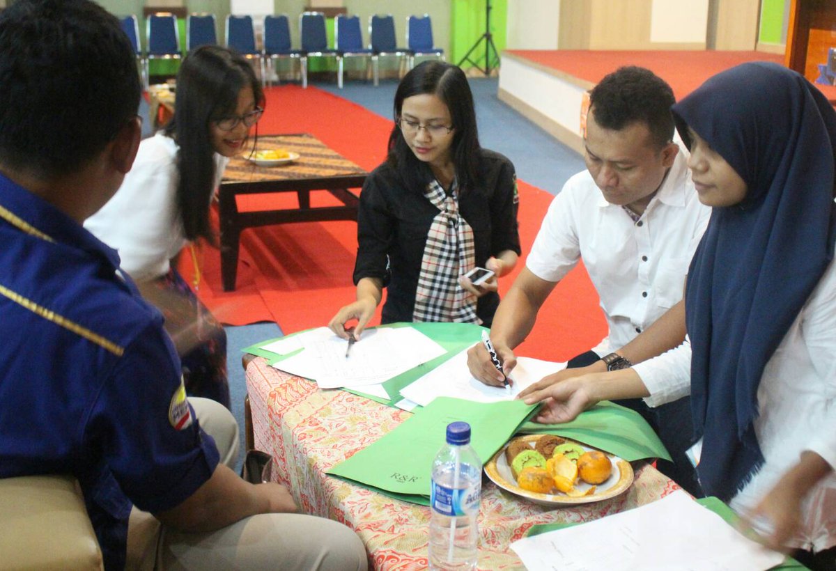 Lomba baca berita tel selesai dilaksanakan pd hari ini, kita tunggu pengumumannya pd tgl 29 Oktober 2016 nanti ya🙌