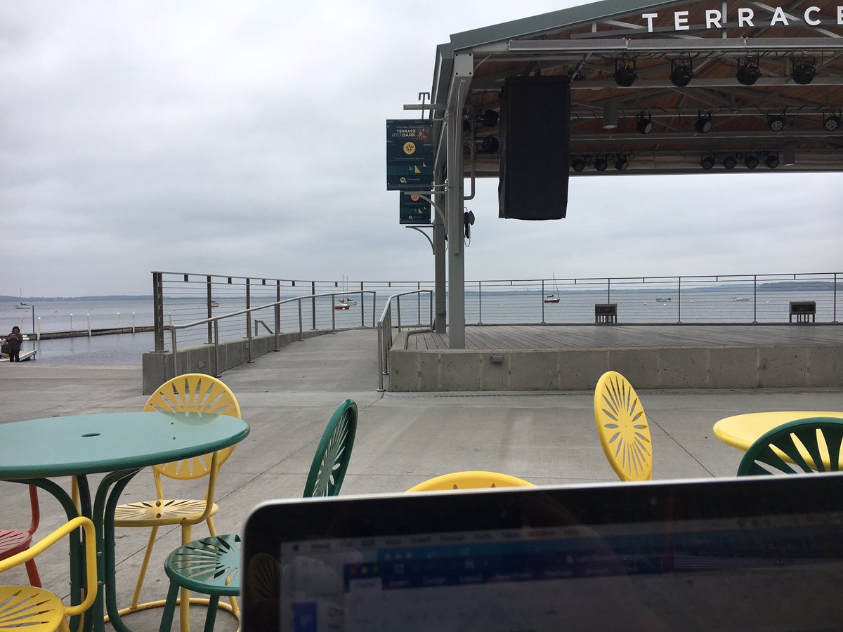 prowag's tweet photo. Spring temperatures at fall prices. Office Hours on the Terrace. #J475 #J618 https://t.co/CTJdtoDlsF