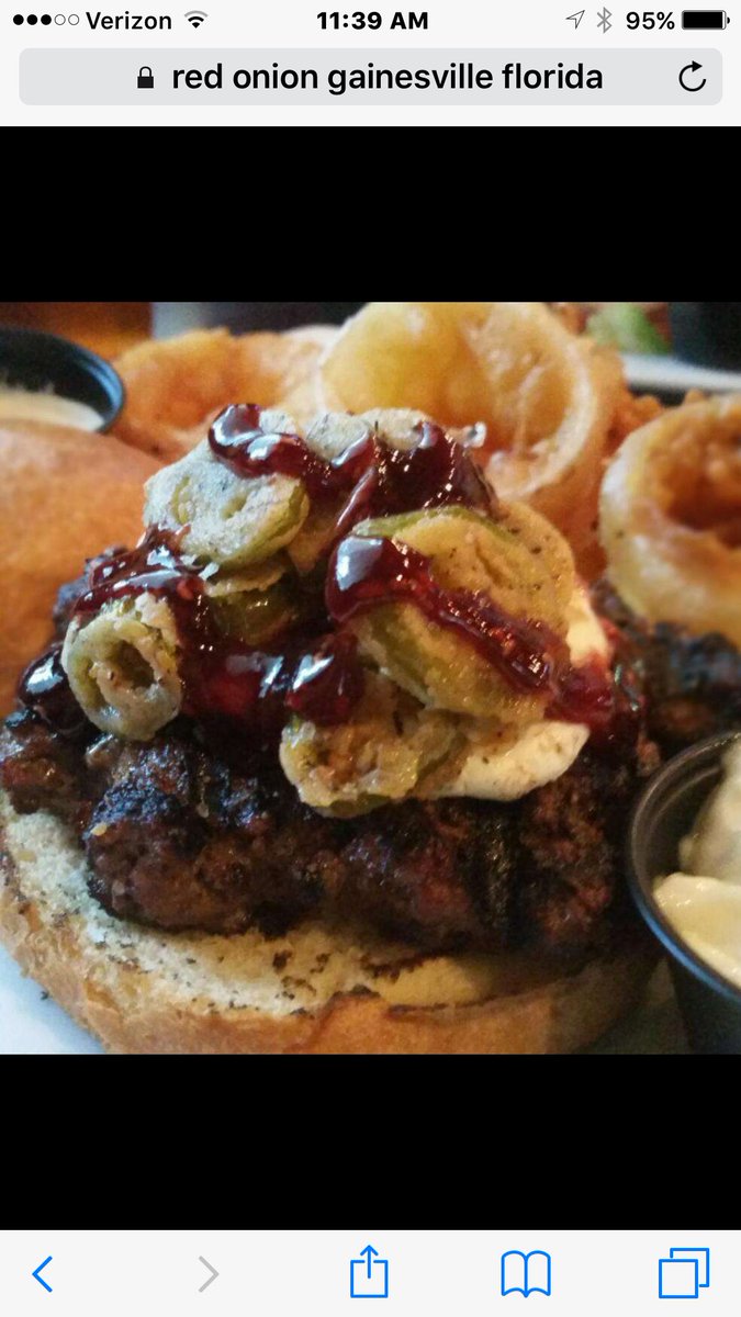TheRedOnion2006's tweet photo. 2Nite! 4-10pm Burger and Brew! A Free Draft Pint with purchase of any of our 1/2 lb Burgers! 12 Drafts on Tap #BurgerandBrew https://t.co/MrtmavwBS2