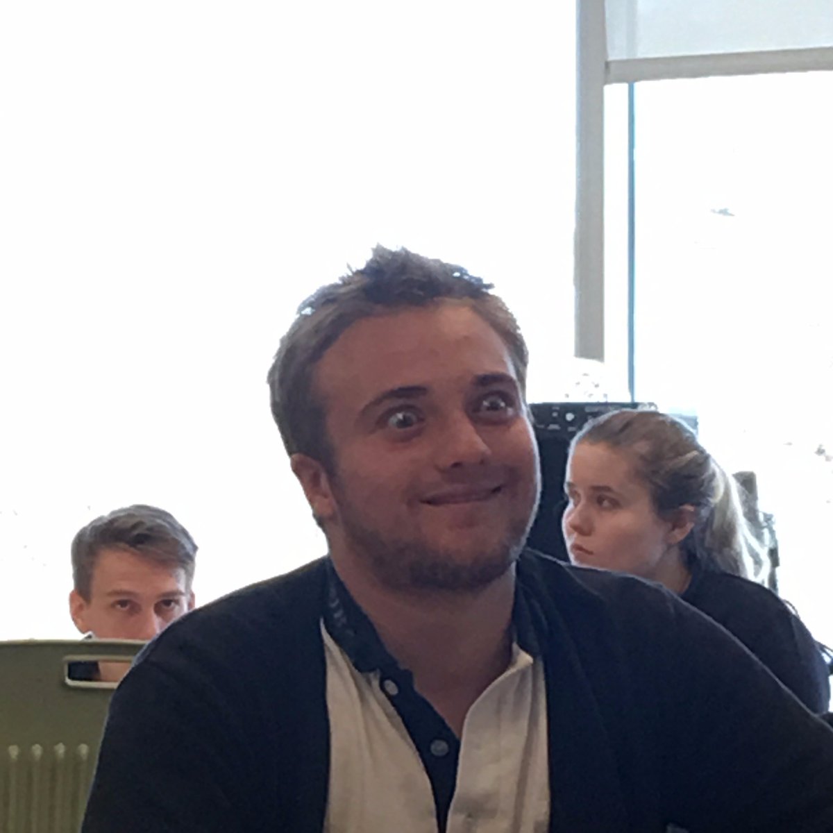 WhereIsKurtRn's tweet photo. @Domiijl captured the exact moment when #Kurt realized it is chicken burgers for lunch! #yum #meatballstreetbrawl https://t.co/G8Z5VDp3PU