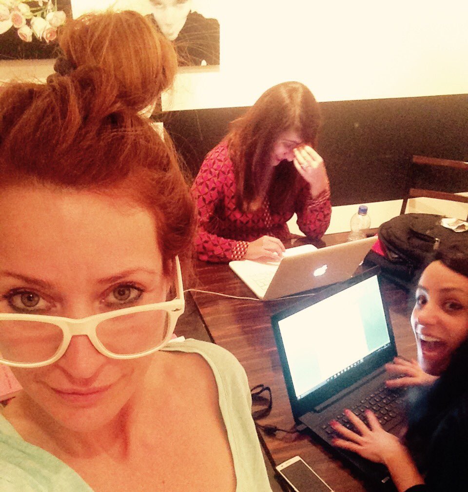 AspassoconBlue's tweet image. L'Isterismo partorisce idee geniali #AspettandoSetUp2017 #setUp2017 oggi è follia seria @setupartfair @_JulietGil_