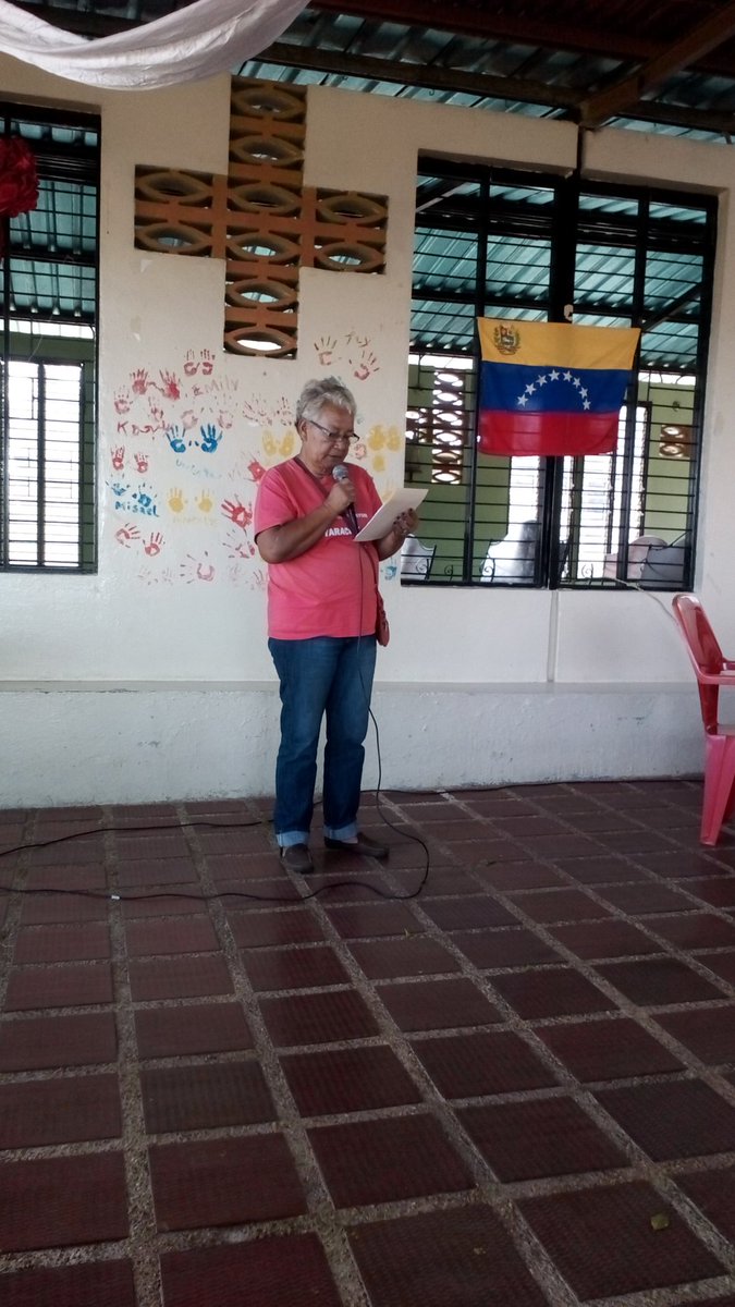 inass_araure's tweet photo. Discusión de propuestas, Voceros del Concejo Presidencial de Adultos Mayores, Lara 2016 @salainass @magallyvina https://t.co/7uUcAej1fD