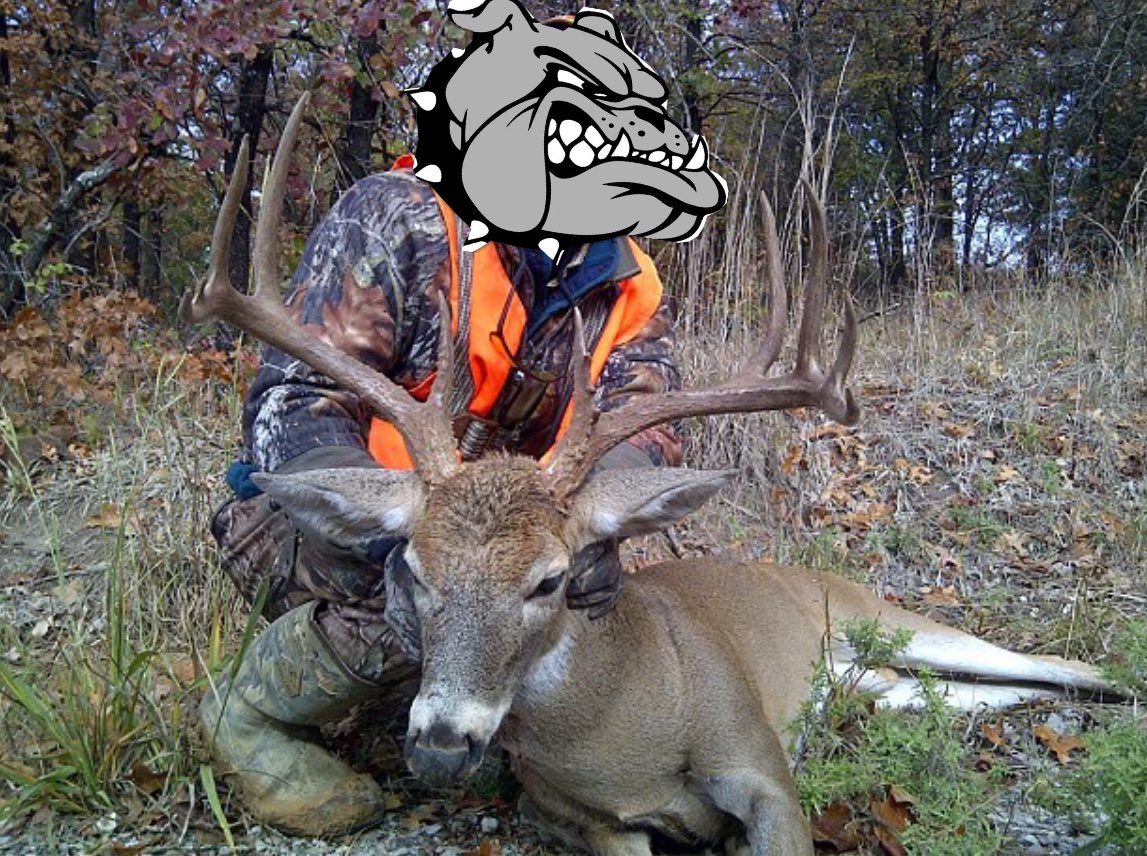 EMHSDogPound's tweet photo. Open Season 🤒 #JustLikeFootball #JustLikeBaseball #ThisIs6A SEMI-FINALS AT 5:30!!! https://t.co/p4WdzVIPpU