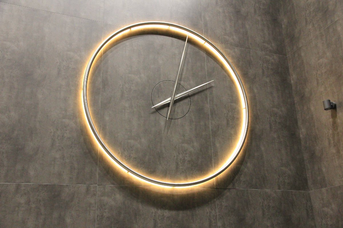 Exteriorclocks's tweet photo. Phewww that's Monday over with! Check out this unqiue clock we made and fitted. #clock #unique #monday #engineering https://t.co/wSYa9CVl9w