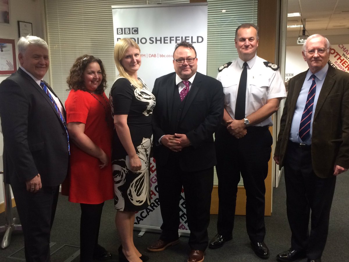 SYPCC's tweet photo. Alan,Interim CC Watson &amp; Jim Lucas (Police Fed) about to record a debate for Radio Sheffield and the Star @syptweet https://t.co/2VOEI0uuzB