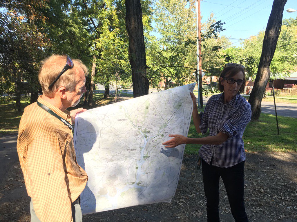 PotomacHeritage's tweet photo. At Fort Mahan Park discussing how to connect a trail of incredible places and resources! #FindYourPark #Dc #parks https://t.co/0CBF6wp9FS