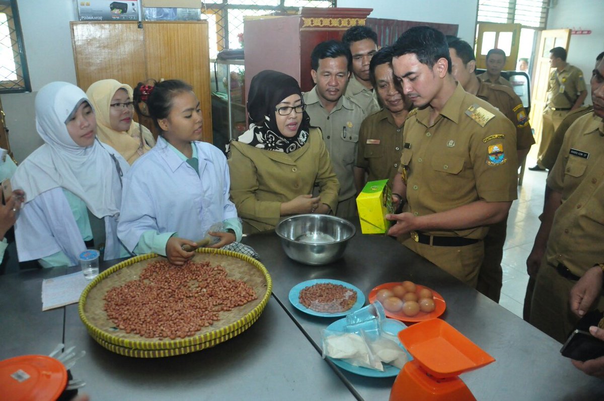 ZolaGubernurJambi tweet media