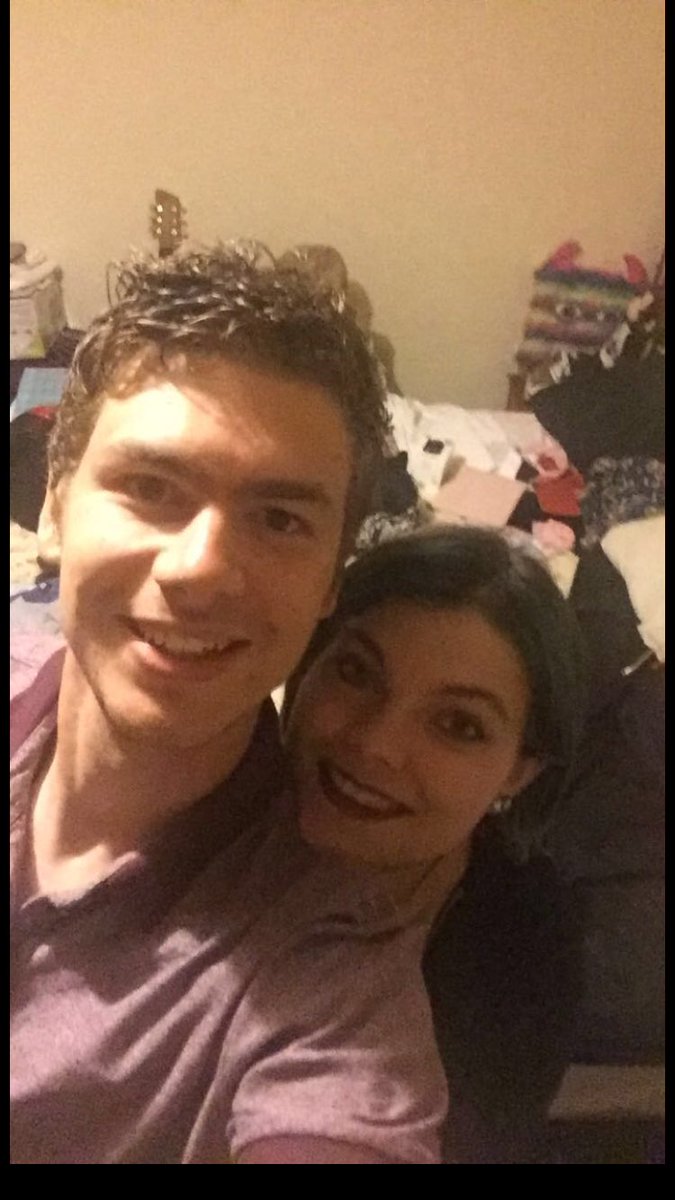 BeckyBooh4's tweet photo. 6 months with this one today and they've been the happiest 6 months I've had I love you bubs happy half a year 😘😘 @DARC1991 xxx https://t.co/rxPg0JqWxp