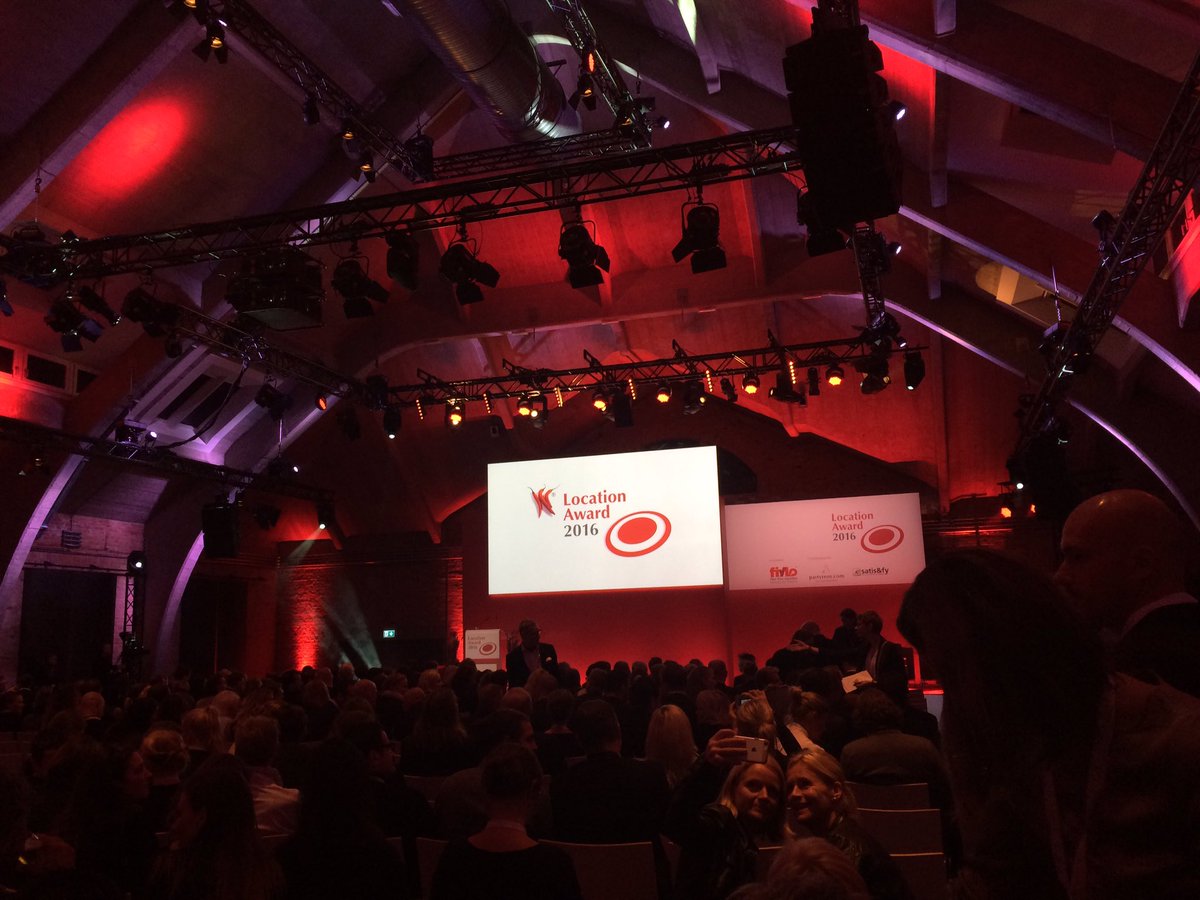 LocationAward's tweet photo. Die Spannung steigt #locations16 https://t.co/VHRRHml9SH