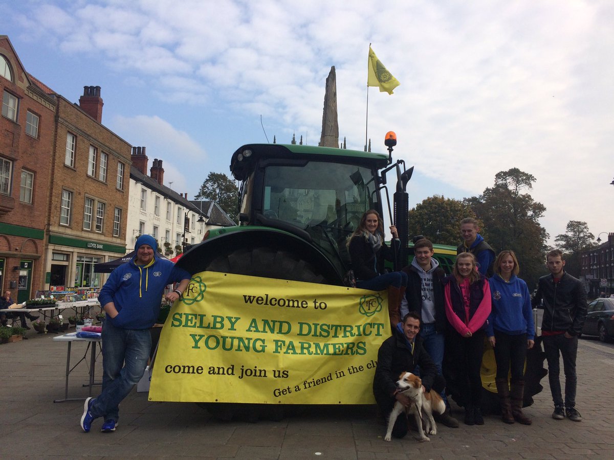 A Big Thank you  to <a href="/RiponFarmServ/">Ripon Farm Services</a>  for the tractor. Was the centre of attention at Selby Farmers Market!