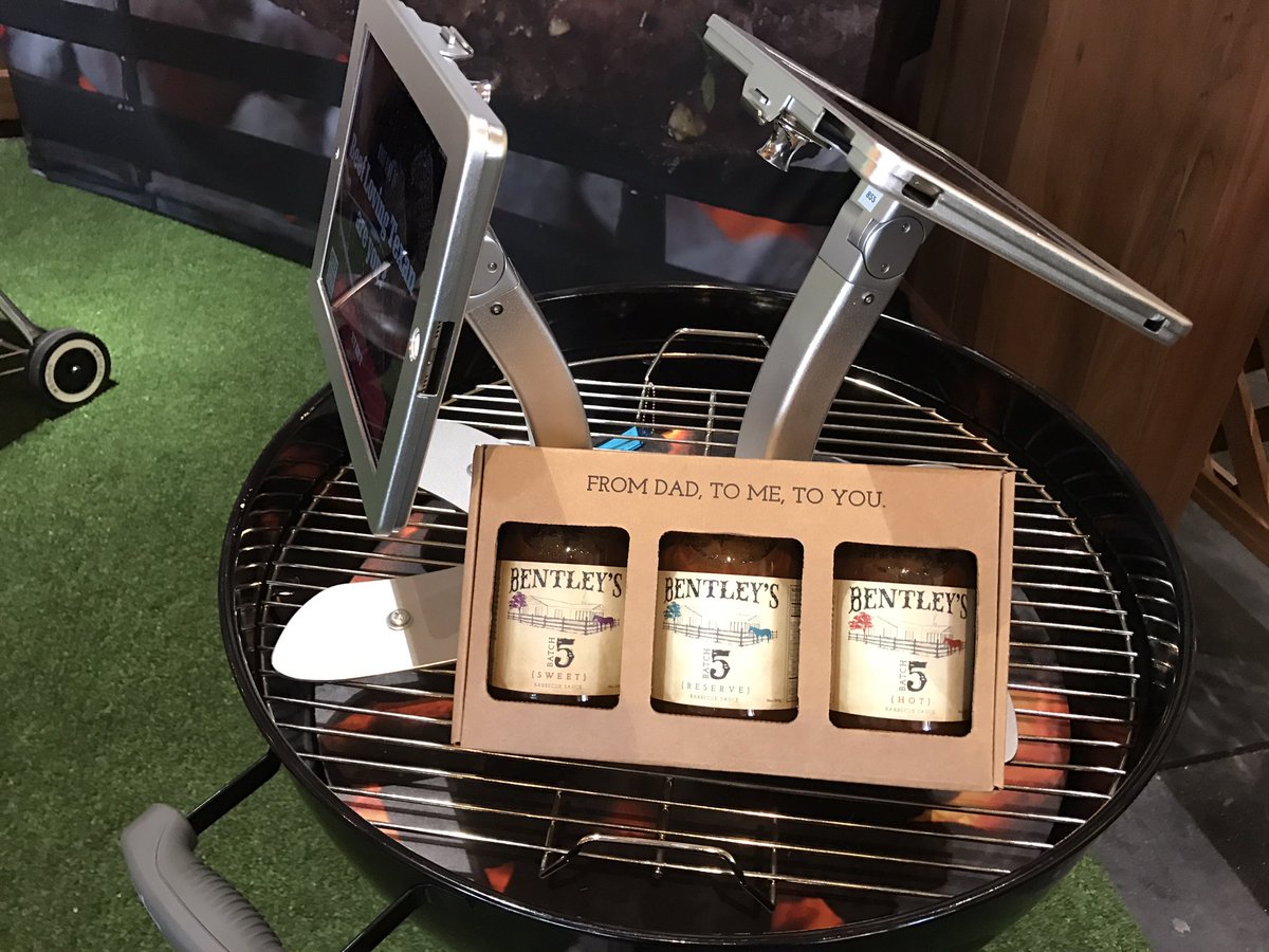 BentleysBatch5's tweet photo. Come by the Beef Loving Texan booth in the Go Texan Pavilion &amp; register for a Bentley's Batch 5 Gift Box &amp; a Weber Gas Grill #BigTx #GoTexan https://t.co/6yDQWrzuqd