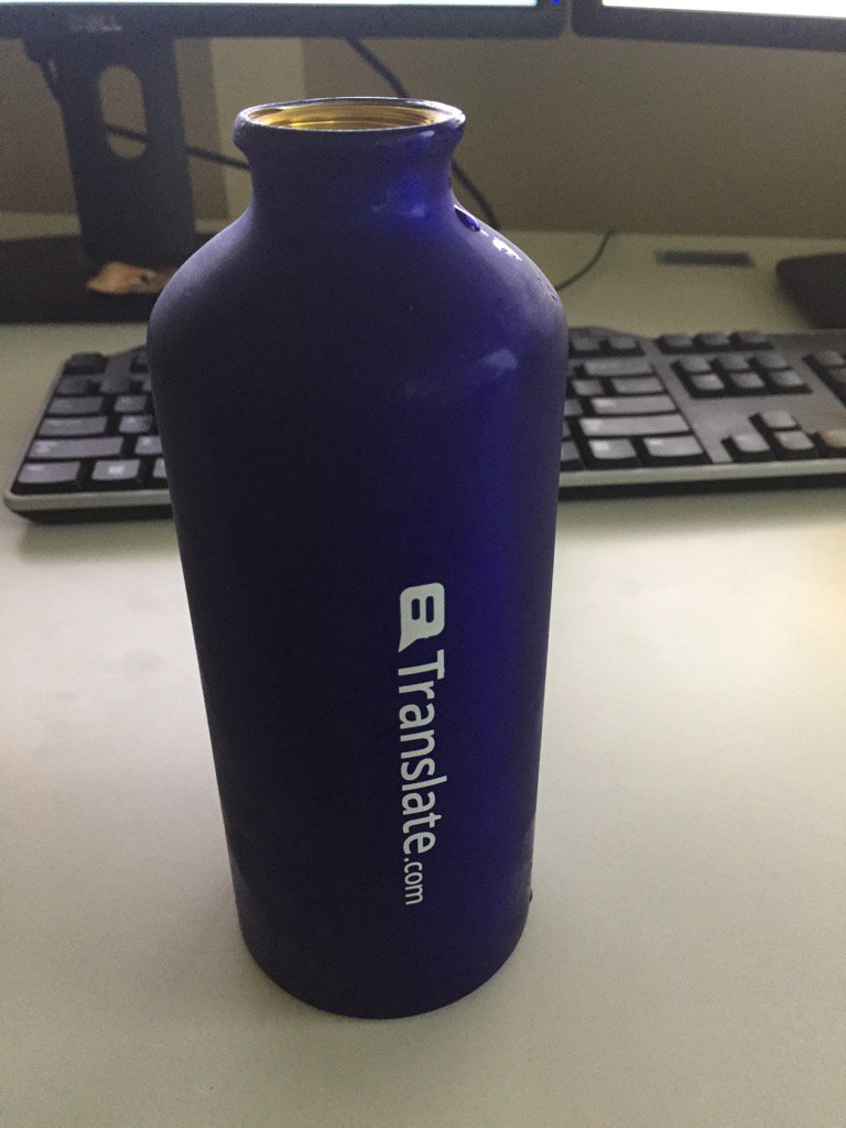 mattpappa's tweet photo. Love my new @Translatecom water bottle. Even I can't break it. #pubcon2016 #swag https://t.co/n4es8gfoPA