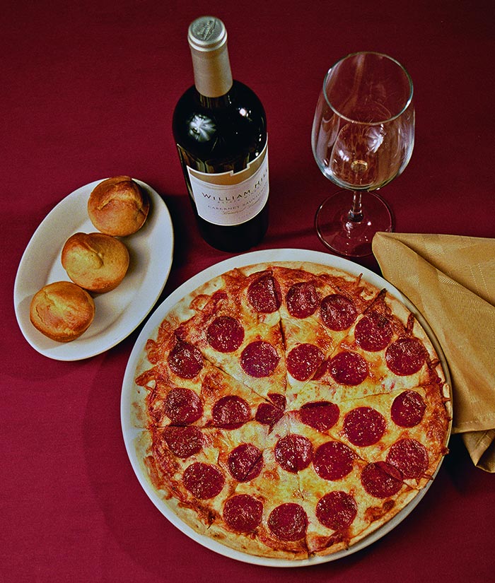 You can never go wrong with a classic. 
#philndereks #goodeats