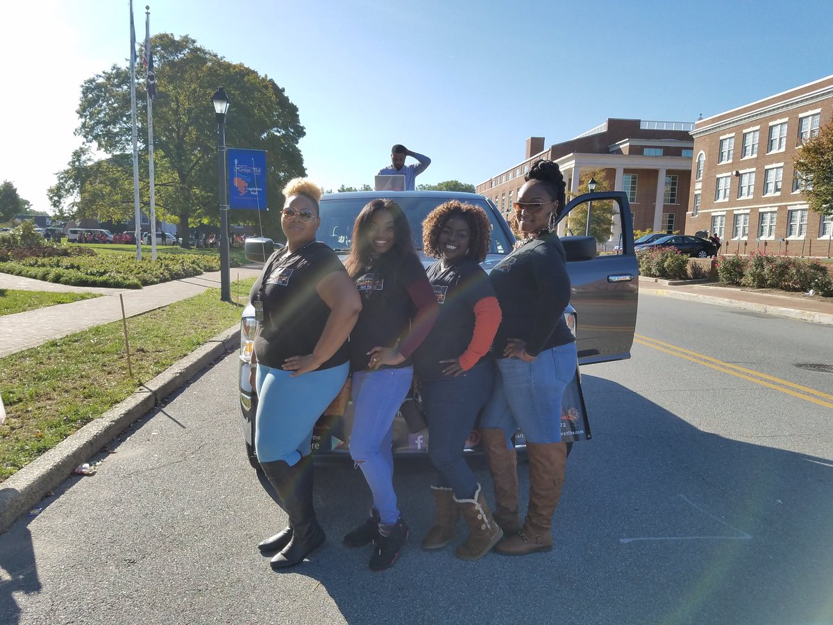 thehottestlive's tweet image. The Hottest Live Radio celebrating DSU homecoming . #dsucircle #dsuhomecoming