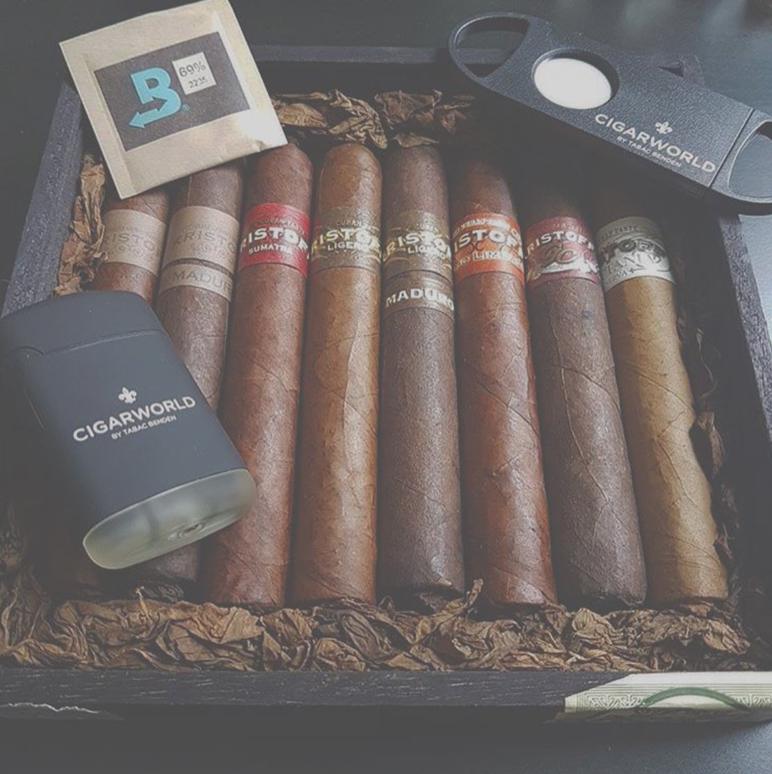 BovedaInc's tweet photo. Anyone have go-to sticks for hunting?
bovedainc#cigar #cigars #cigarsociety #hunting #boveda #humiditypacks #humiditycontrol https://t.co/YC8FPW6bFl