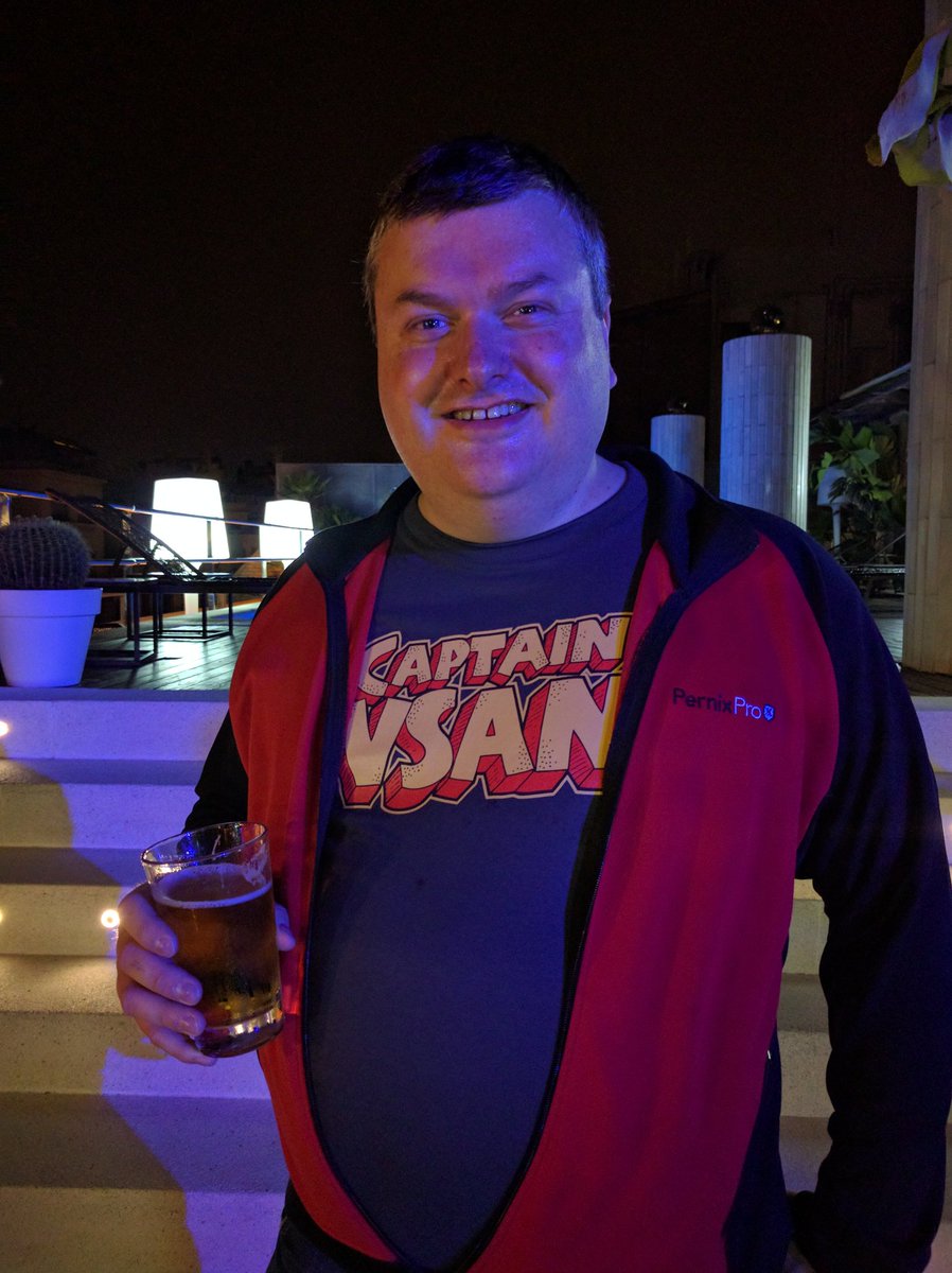 frankbrix's tweet photo. Found @vMarteinn on the Rambla after being thrown out of the #Nutanix party #vmworld #vexpert #pernixpro #vsan https://t.co/ehZC5T0DVq