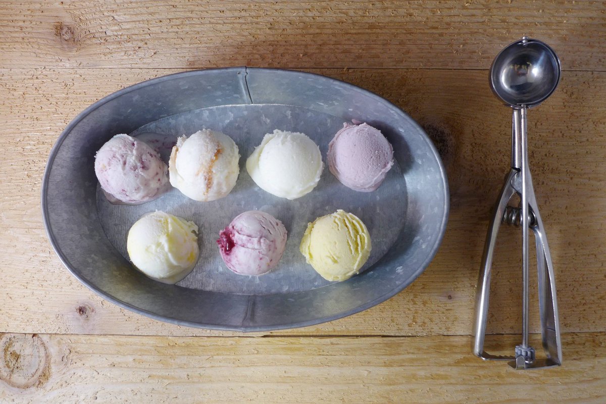 LocalSugarSA's tweet image. Stop by @LickIceCreams for a free scoop tomorrow 7-10p in celebration of 5 years of #icecream! bit.ly/24wgsq6