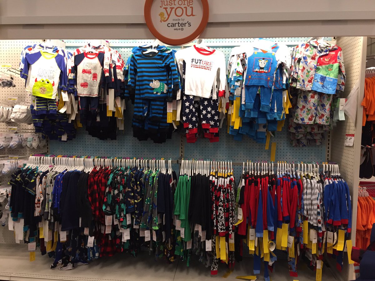targetlauraq's tweet photo. With some help from our softlines ETL and our cosmetics brand, we zoned the pj's for easy shopping! #baby360 #t2078 #global #thankyou! 🎯💪🏽 https://t.co/Lyqfj4lGFw