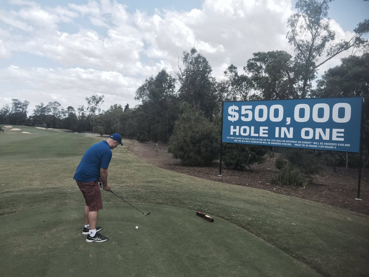 HulaBulaJim's tweet photo. Wouldn't bet against this bloke making a hole in one with your money @rambogoraya @Christian_Jantz #tickermasters https://t.co/VIzrIPUi4z