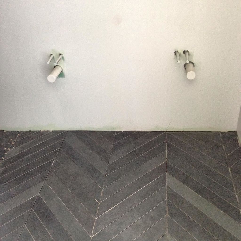 Lock7Develop's tweet photo. Loving the chevron tile from @stonesourcellc at #TheBurlinghamDC! .
.
.
#lock7development #ihavethisthingwithfloors… https://t.co/ivswN2aRbQ