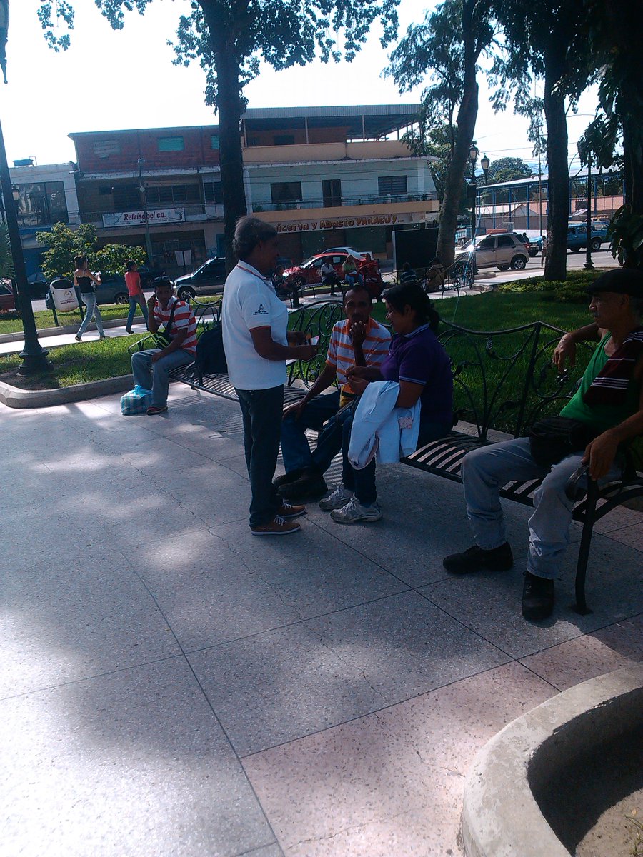 JM491's tweet photo. @innyaracuy punto informativo EVAN plaza Sucre municipio independencia estado Yaracuy https://t.co/E6o6YrYJCf
