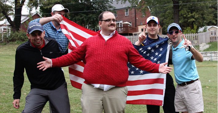 GolfDigest's tweet image. Because it's Monday, here's Ken Bone hamming it up at a golf tournament: glfdig.st/PKvxddP