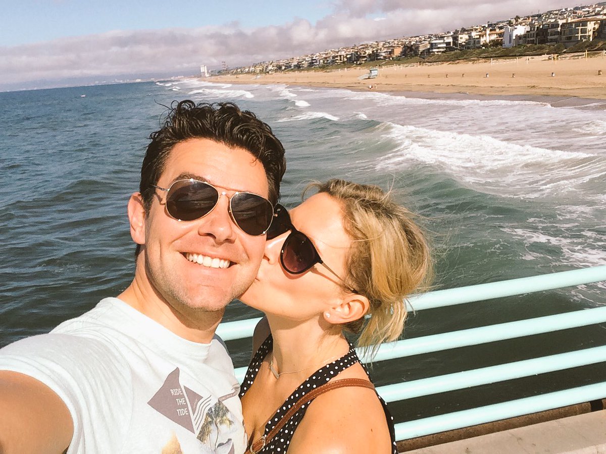 matthewgoodgame's tweet photo. Just catching some rays before heading to #vegas with beautiful @MelanieCripps79 #GreatTimeWithFriends @seattleian https://t.co/3WGQFml6QR