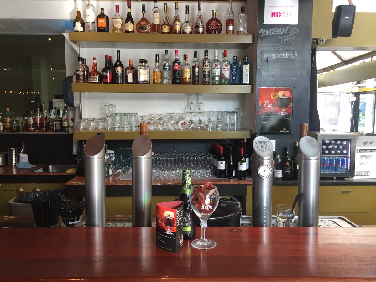 City Hotel de Jonge tweet media