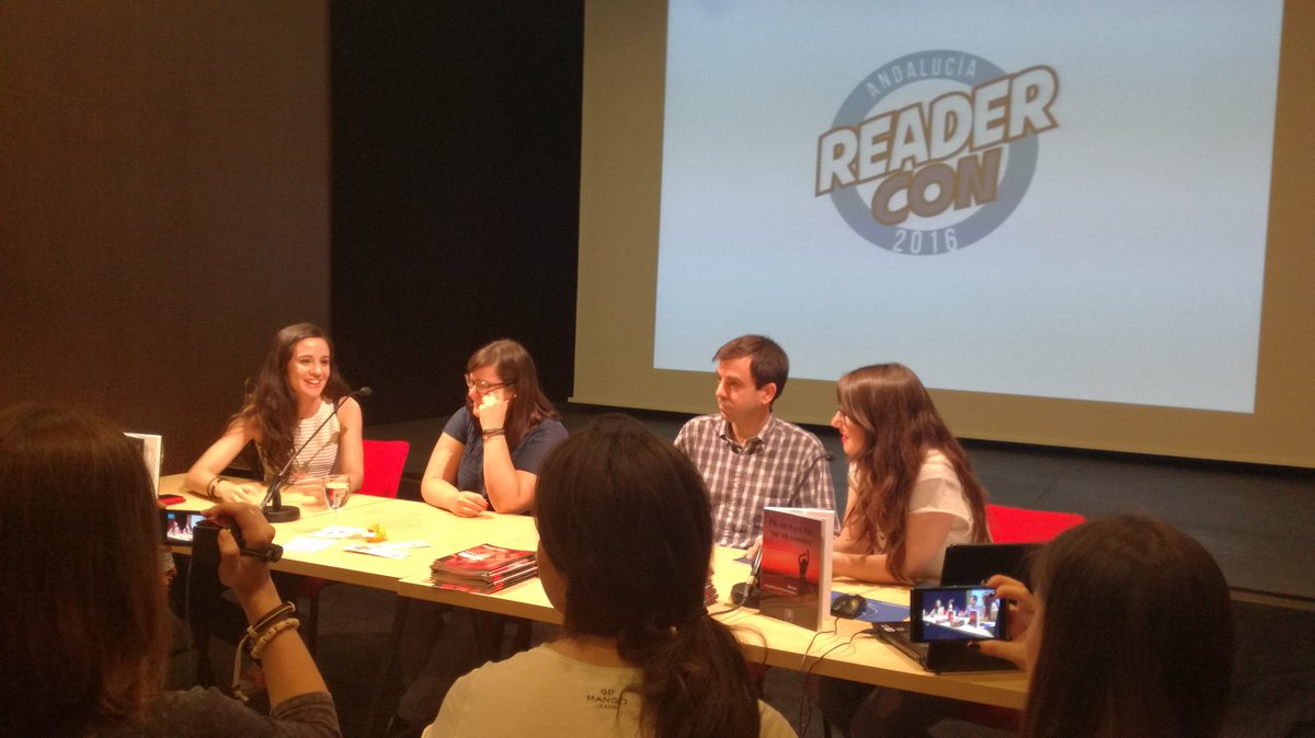 cafedemendel's tweet photo. Por cierto, que no había comentado todavía lo bien que lo pasé en la #AndReaderCon2016 ¡Muchas gracias a los organizadores! @AndReaderCon https://t.co/fFA1djXIY2