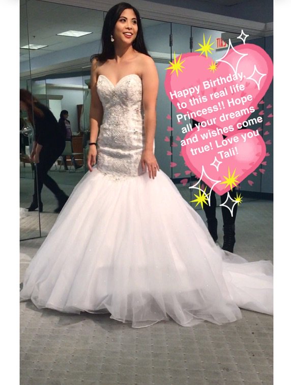 MattBoosie's tweet photo. When you see this on snap.. #holyfudge #nottheactualdress https://t.co/0R6K6YLX5q