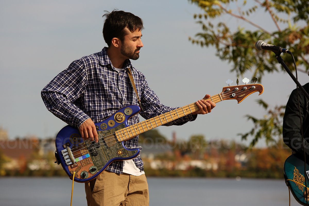 videobadass's tweet photo. Johnny Fireseed &amp; The Junkyard Dogs perform at Farm Pond on 
instruments made from trash, recycling, and re-purposed items. 
@JohnnyFireseed https://t.co/01eEgJWaWt