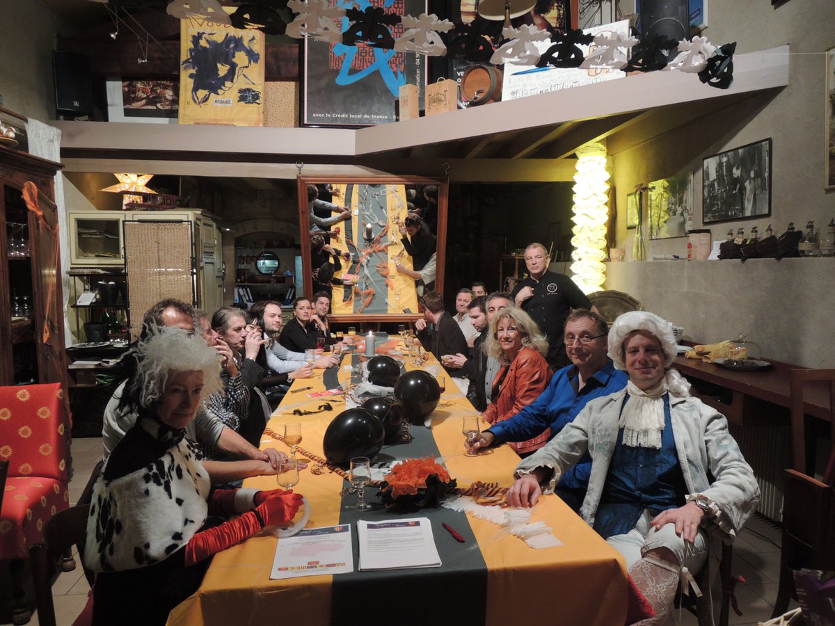 Imagine_Tours's tweet photo. 2016 Assemblée Générale &amp; Fête de Fin de saison et d'Halloween Party

https://t.co/0rJZtSNVL9 https://t.co/s9A2tQSTrW