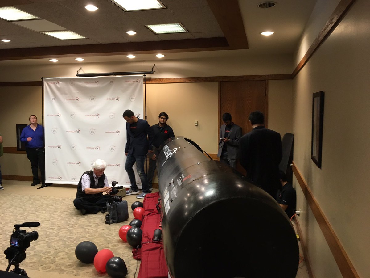 Von__Hans's tweet image. @HyperloopUC #hyperloopuc