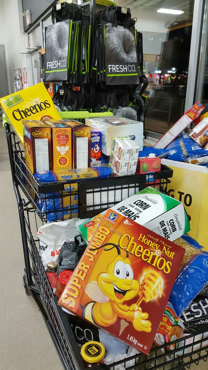 TakbeerFoodBank's tweet image. Thank you @FreshCoHelp Midland/Lawrence for all the donations facilitated by you &amp;amp; by those donating to TakbeerFoodBank.com @ your store